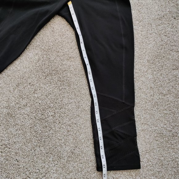 Athleta | Mantra High Rise Capri Mesh Panels Pants Size S - Picture 15 of 16